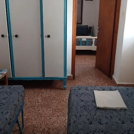 Garden Sea View Apartment *